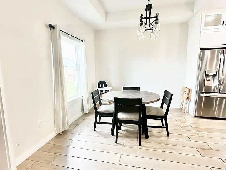 401 Tamarindo Ln — Photo 10