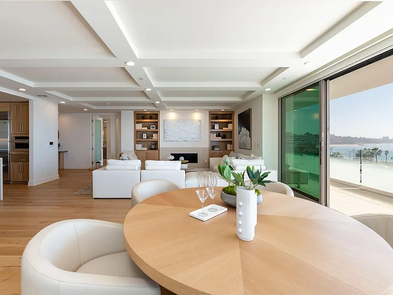 Sea View Villas — Photo 75