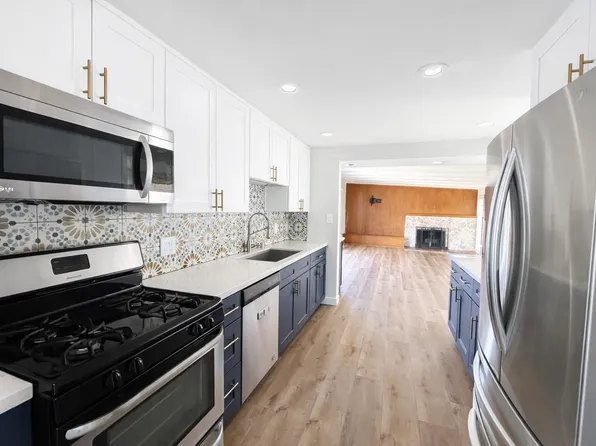 3423 Wisteria Dr, San Diego, CA 92106