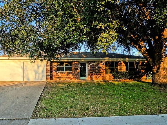 2nd image of 510 Linda Dr