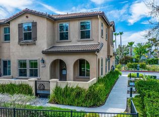 100 S Auburn Heights Ln, Anaheim, CA 92807