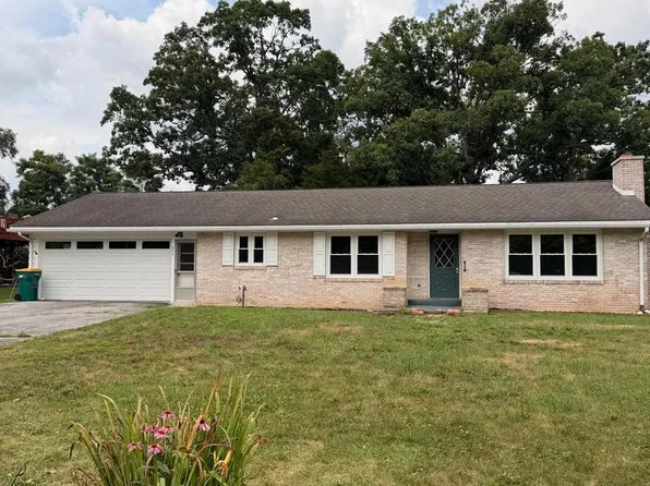 118 Sycamore Dr, Mount Holly Springs, PA 17065