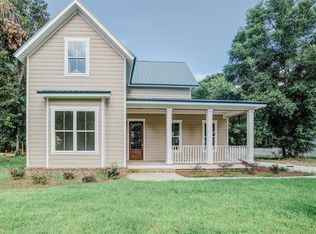 202 Goodman Dr, Midway, GA 31320