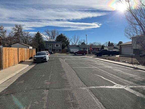 4th image of 11715 Ash Dr