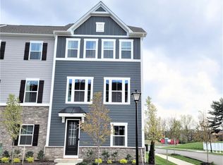 3000 Mahican Cir, Mars, PA 16046