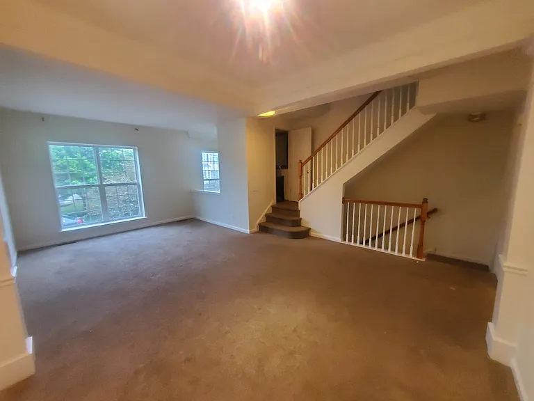 168 Hudson Dr — Photo 7
