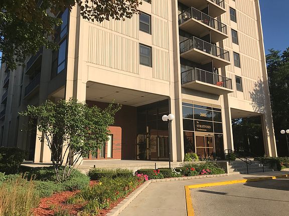 2nd image of 2605 S Indiana Ave Unit 1706