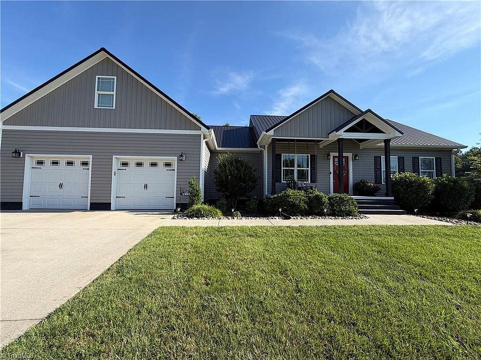 1st image of 6861 Country Meadows Ln
