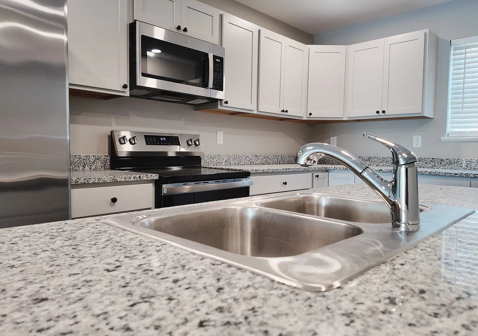 Parkview Apartments — Photo 4