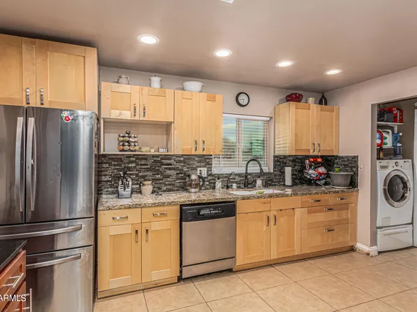 2304 W CATALINA Avenue, Mesa, AZ 85202