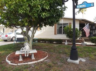 954 E Kenoma Ave, Venice, FL 34285