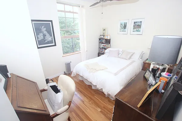 Rented by Jonis Realty | media 8