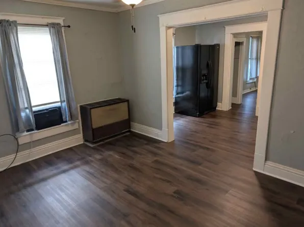 217 E 11th Ave, Winfield, KS 67156