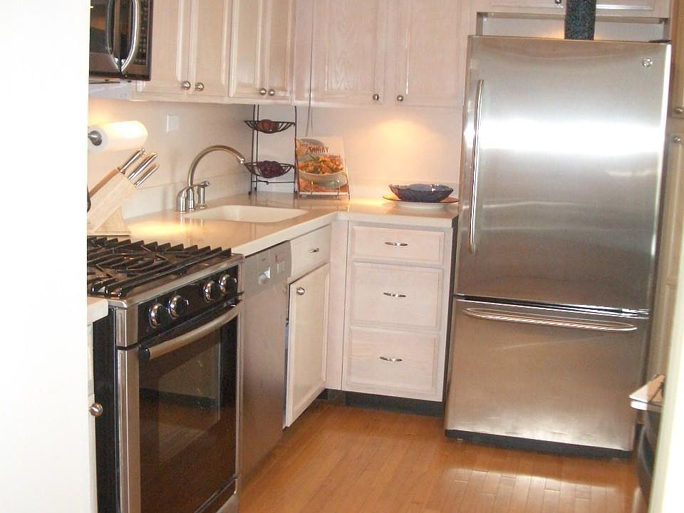 1st image of 2800 S Lakeshore Dr E #1906