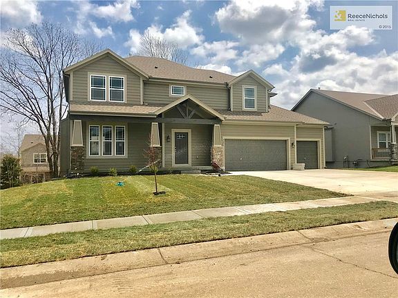 2nd image of 5217 Meadow View Dr