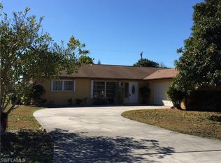 1226 SE 27th Ter, Cape Coral, FL 33904