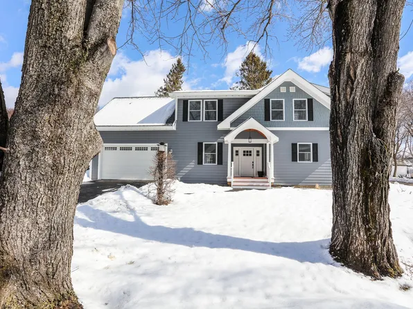 37 Darling St, Bedford, NH 03110