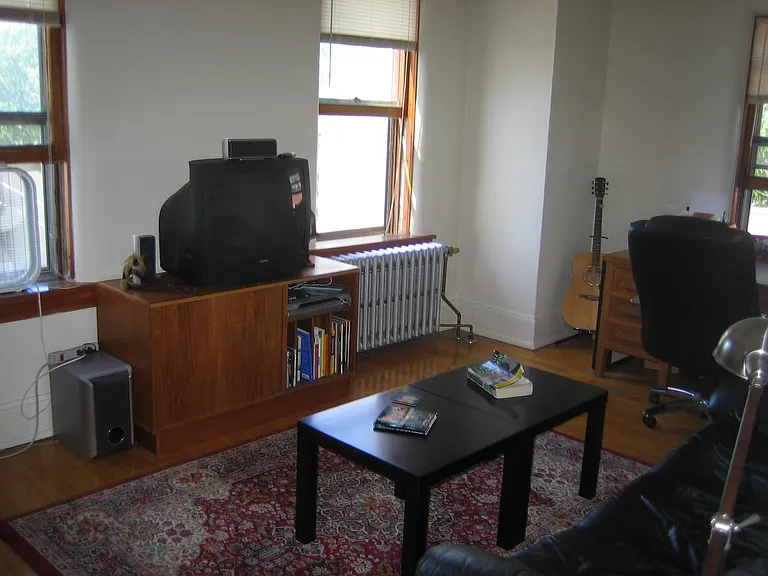 590 Holly Ave — Photo 13