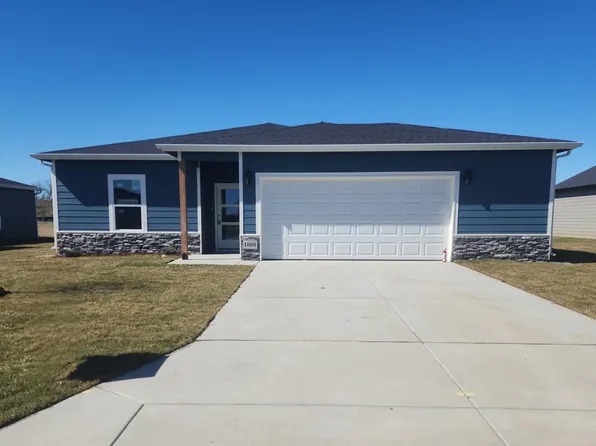 1008 Spring Creek Rd, McPherson, KS 67460