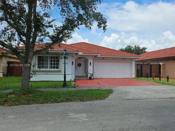 14426 NW 88th Ave, Miami Lakes, FL 33018