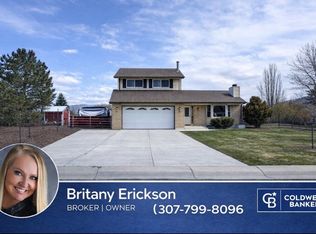216 Toponce Dr, Evanston, WY 82930