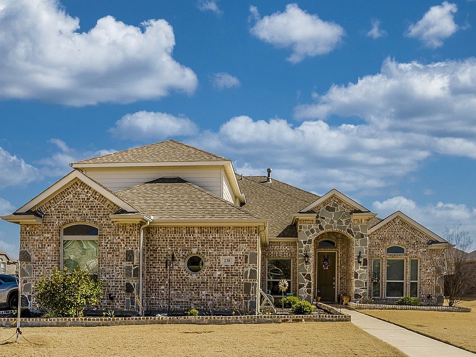 1st image of 238 Chateau Ave