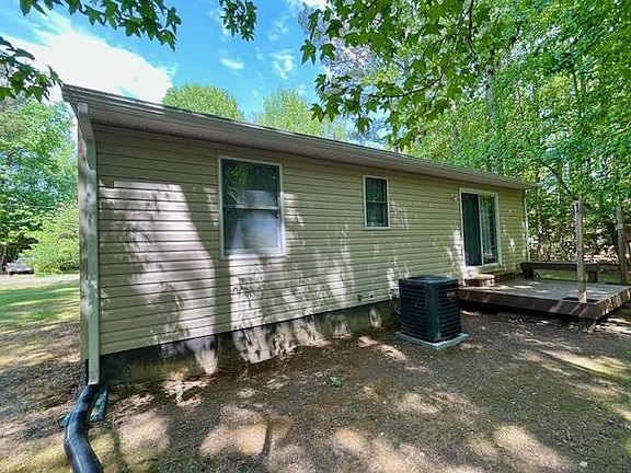 3rd image of 186 Colorado Dr