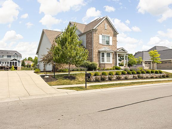 2nd image of 16922 Oak Manor Dr