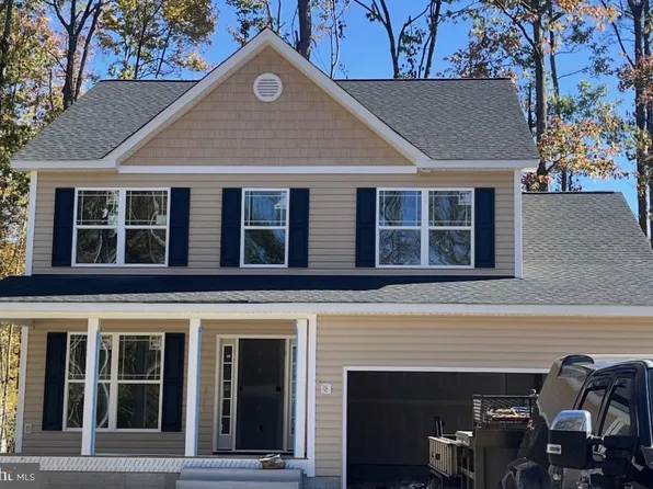 418 Shorewood Dr, Colonial Beach, VA 22443