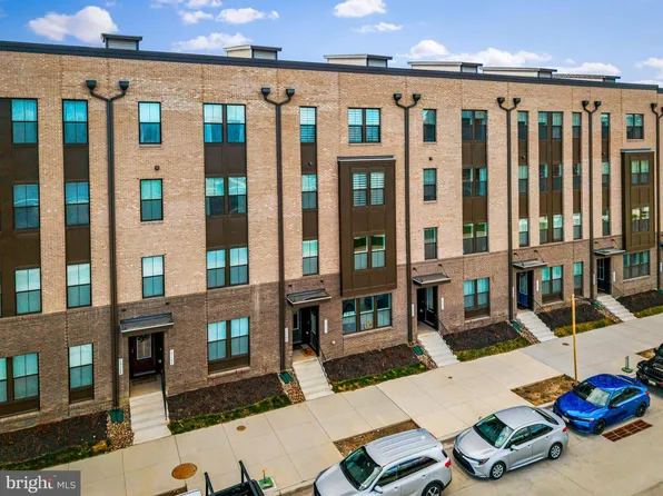 2508 W Peninsula Dr #302A, Baltimore, MD 21230