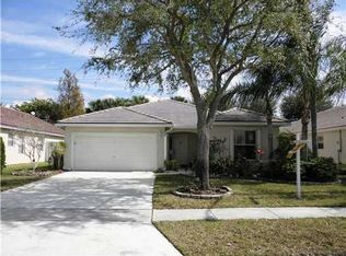 2419 NW 184th Ter, Pembroke Pines, FL 33029