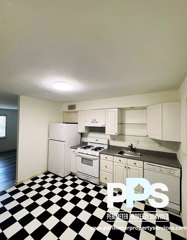 Building Photo - 615 Boulevard SE #7