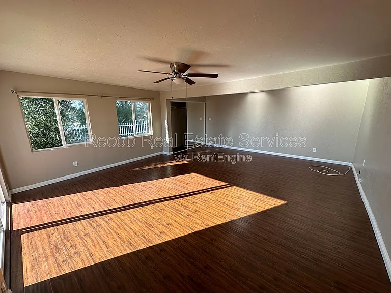 3002 Skipper St — Photo 10