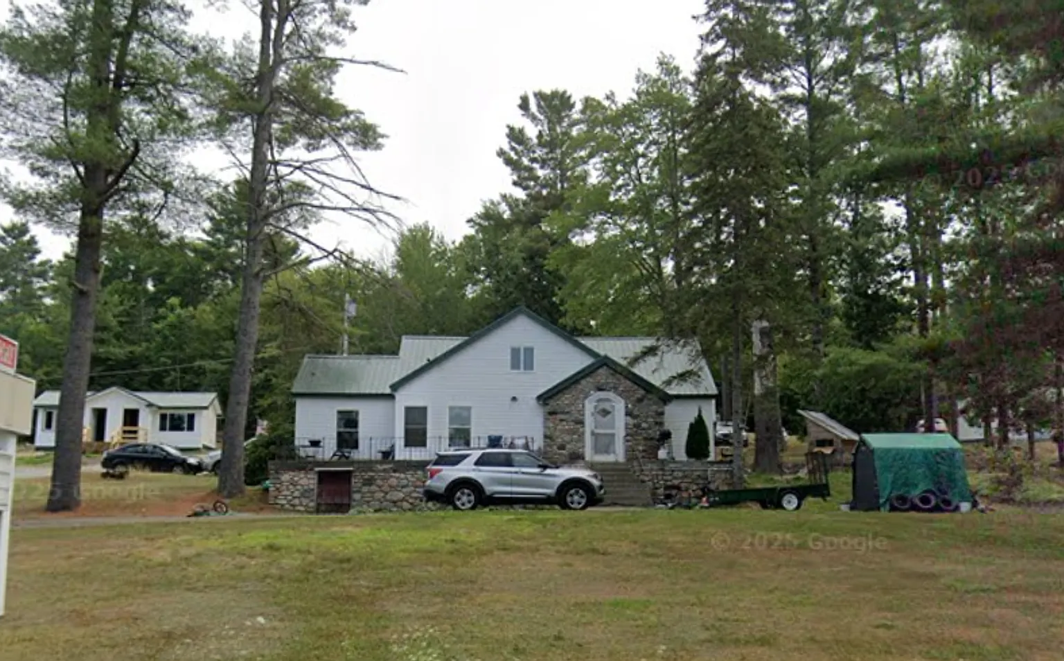 889 Elm Street — Photo 1