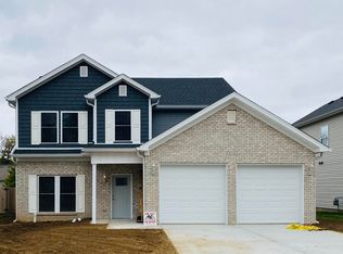 9116 River Trail Dr, Louisville, KY 40229