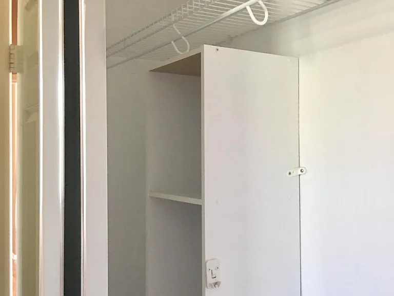 2nd bedroom close