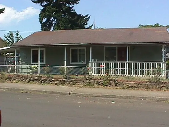 8529 SE Tolman St, Portland, OR 97266