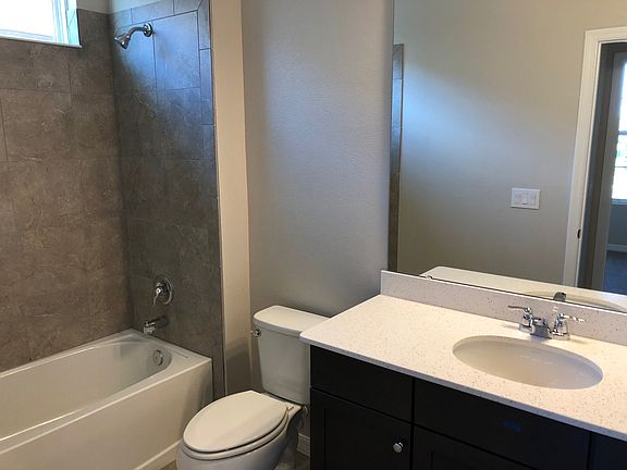 3rd image of 1721 Felicity Ln