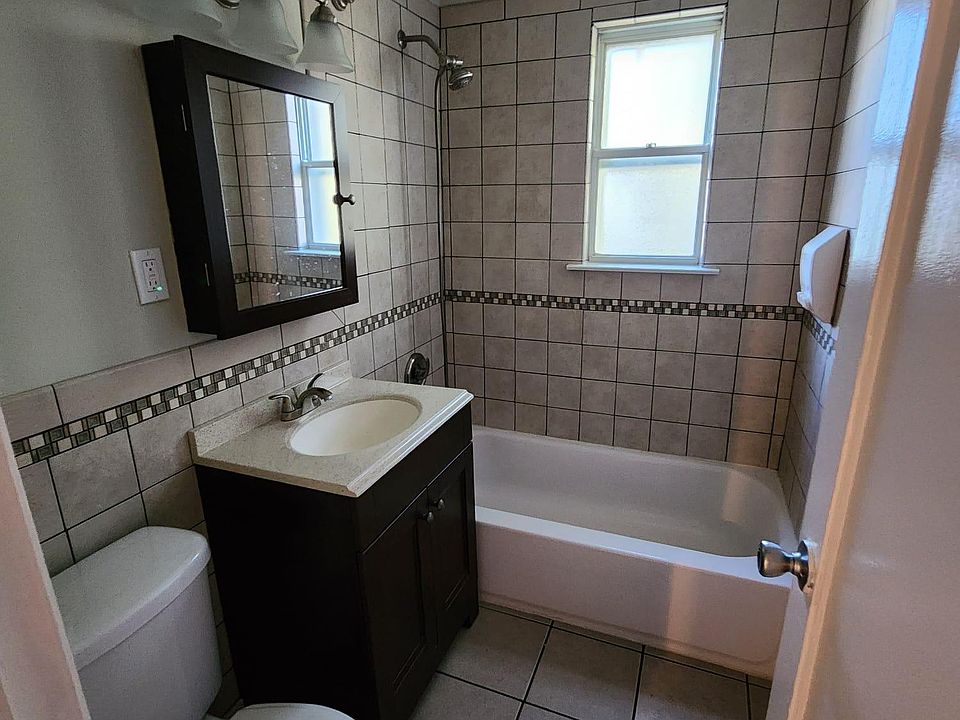 2nd image of 691 Audrey Dr #1-2