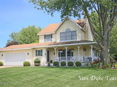 7564 Woodside Dr, Hudsonville, MI, 49426