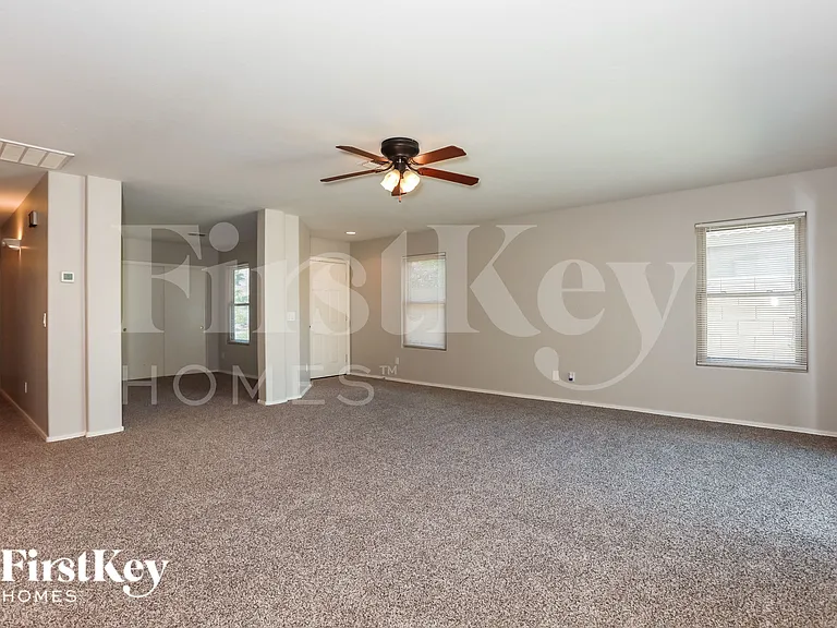 2050 W Hayden Peak Dr — Photo 4