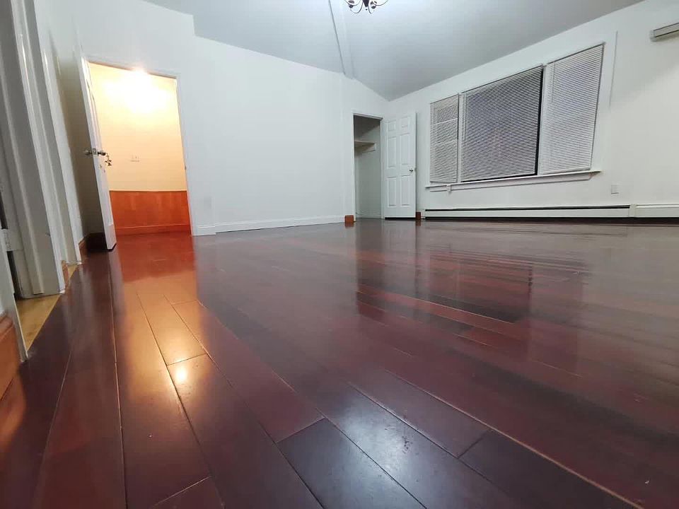 1st image of 14547 18th Ave Floor 2