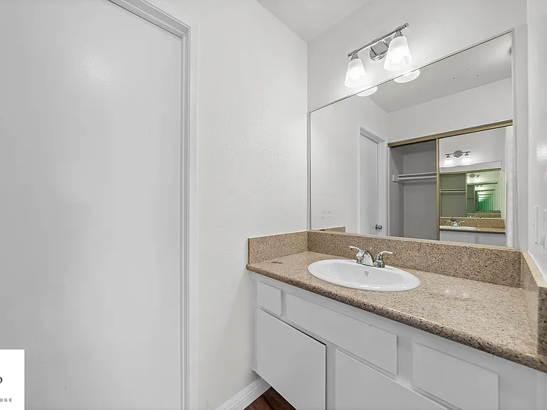 23640 Monument Canyon Dr #C — Photo 4