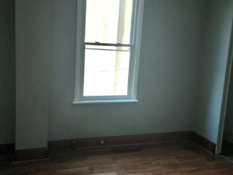 623 S Connell St #1 — Photo 5
