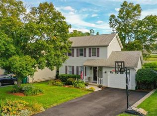 1227 Anna Marie St, Easton, PA 18045