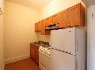 4 Ware St #205, Cambridge, MA 02138
