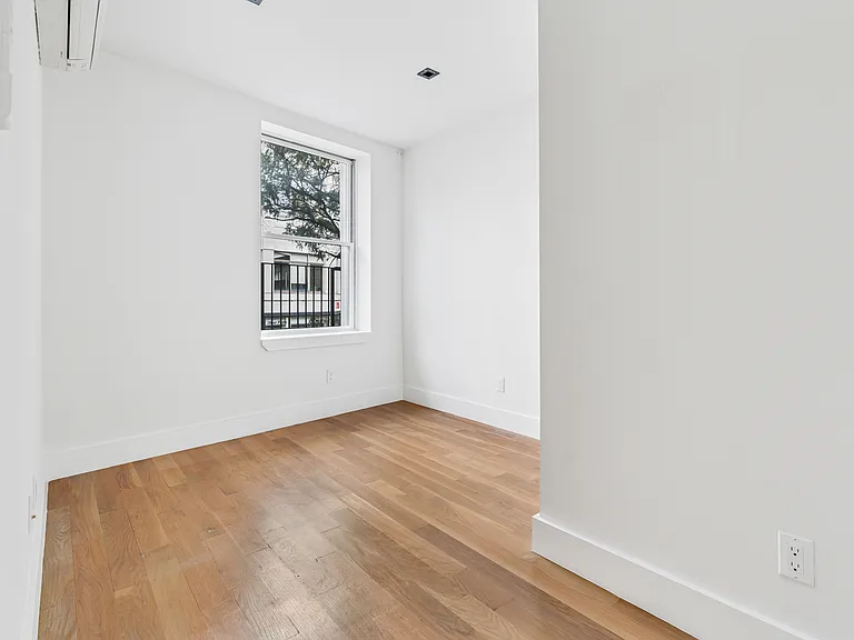 161 Court St #4 — Photo 7