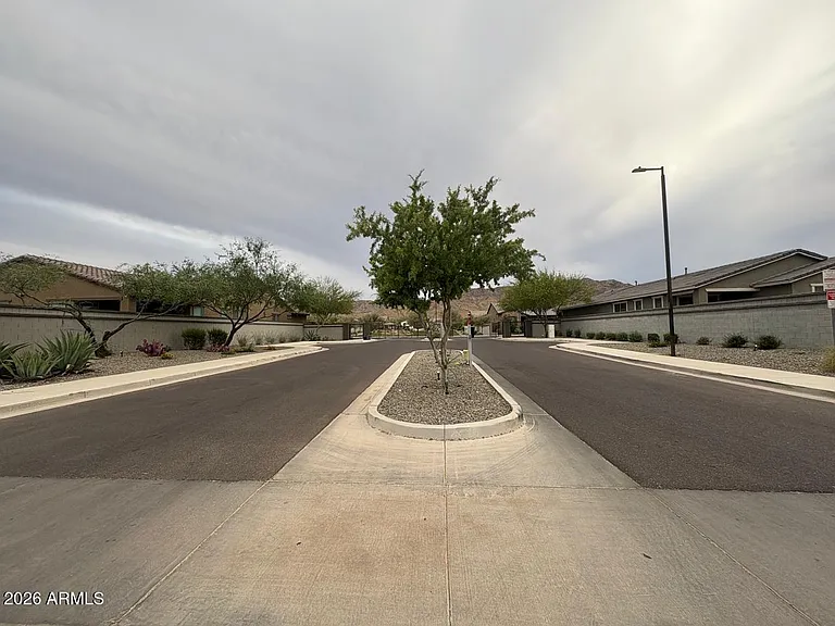 1548 W Corral Rd — Photo 58