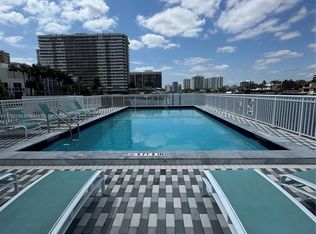 1913 S Ocean Dr APT 411, Hallandale Beach, FL 33009