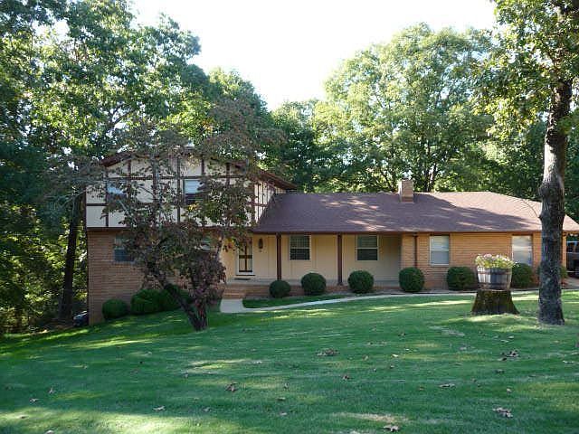 1st image of 5801 Shady Hollow Ln